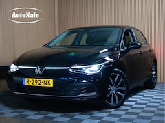 Volkswagen Golf - 1.4 eHybrid Style PANO CARPLAY ACC CAMERA THAAK SFEER "22