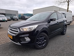 Ford Kuga - 1.5 EcoBoost Titanium AIRCO/CRUISE/TREKHAAK