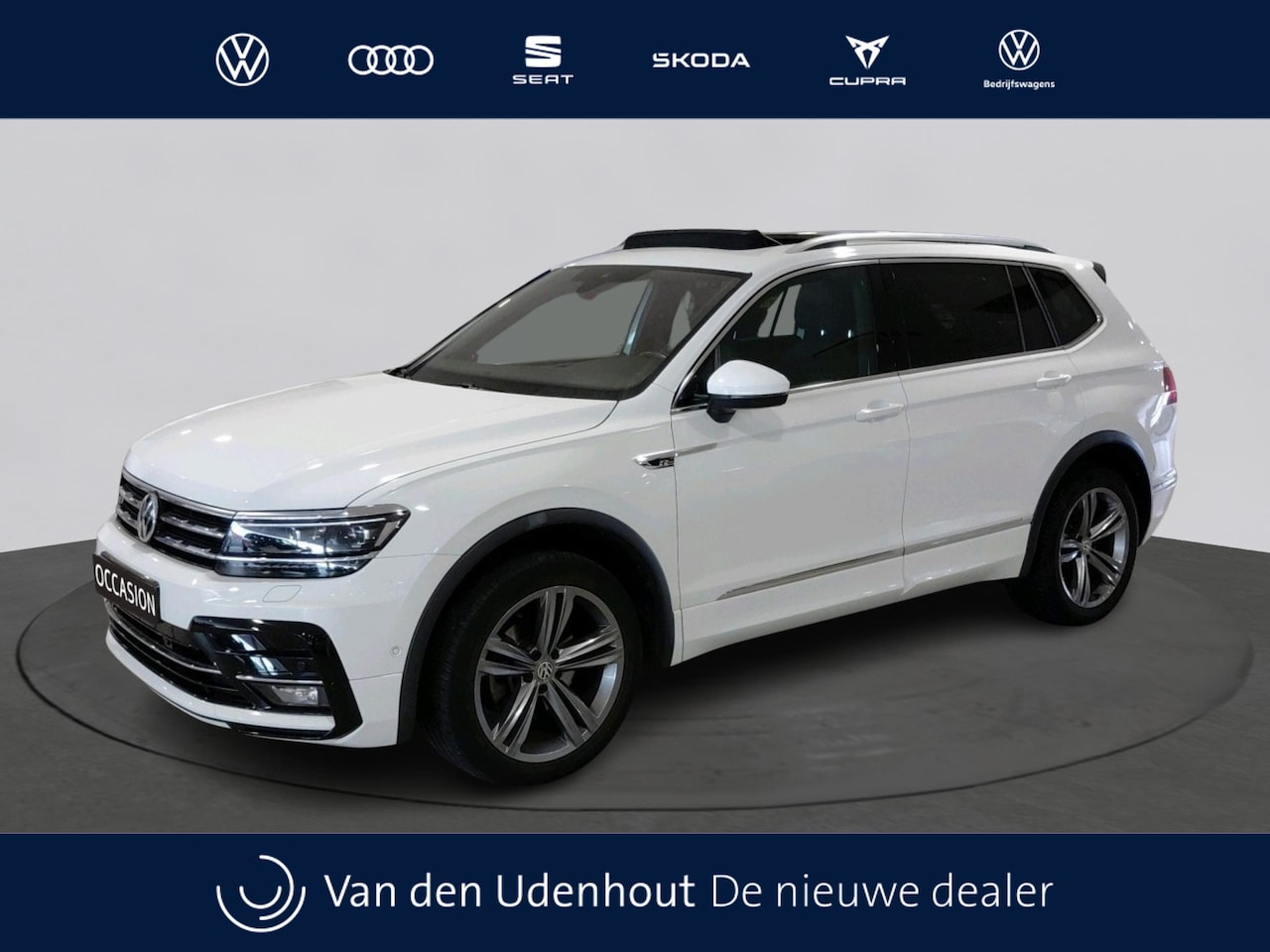 Volkswagen Tiguan Allspace - 1.5 TSI Highline Business R 7p. | Trekhaak | Camera | Panoramadak | Ergo Stoel | - AutoWereld.nl