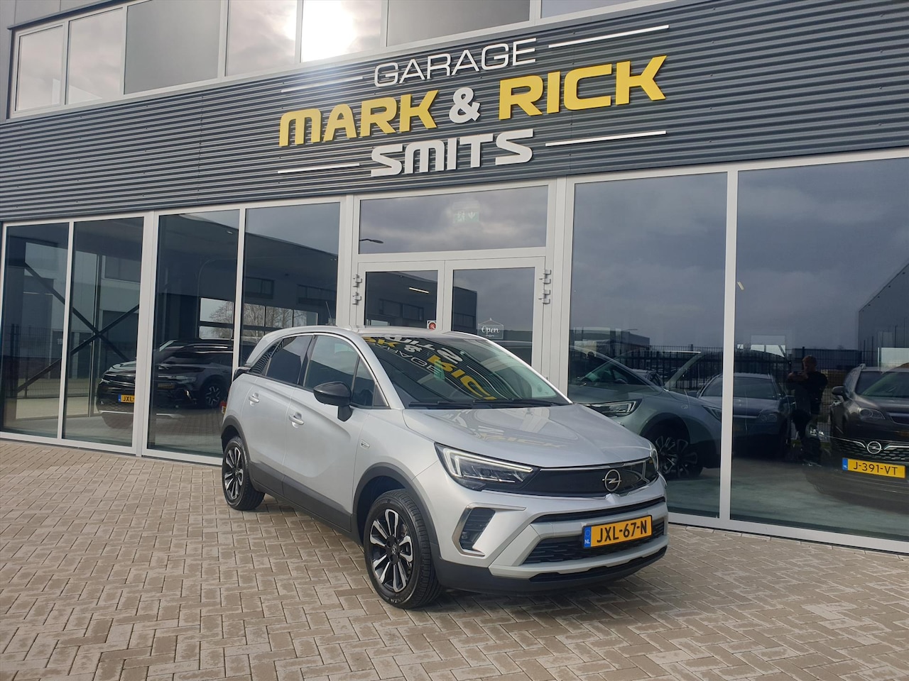 Opel Crossland - 1.2 110pk Start/Stop Elegance - AutoWereld.nl