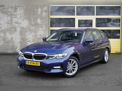 BMW 3-serie Touring - 318i Automaat Business Edition BJ2022 Lmv 17" | Led V+A | Pdc | Navi | Elek. achterklep |