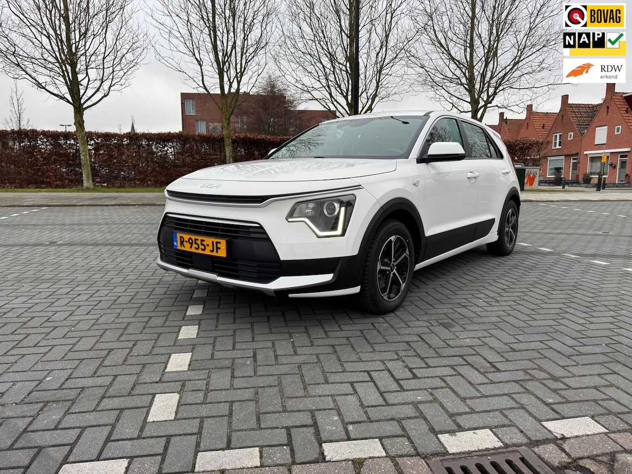 Kia Niro - 1.6 GDi Hybrid ComfortLine|Trekhaak - AutoWereld.nl