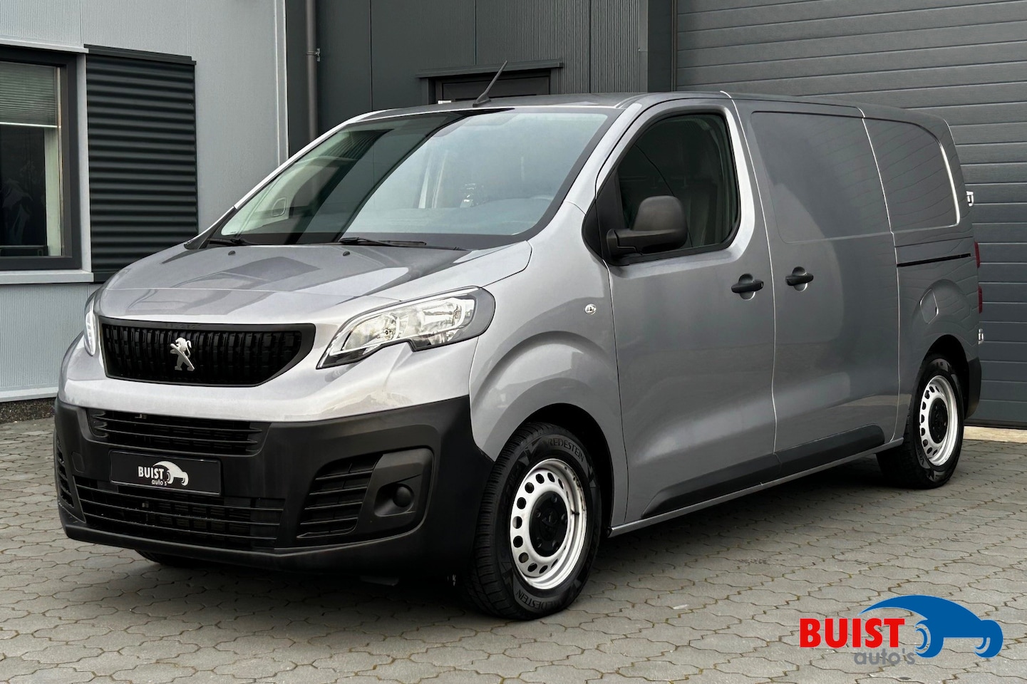 Peugeot Expert - 2.0 BlueHDI 145pk Standard Premium AUTOMAAT 2X SCHUIFDEUR 25133KM! - AutoWereld.nl