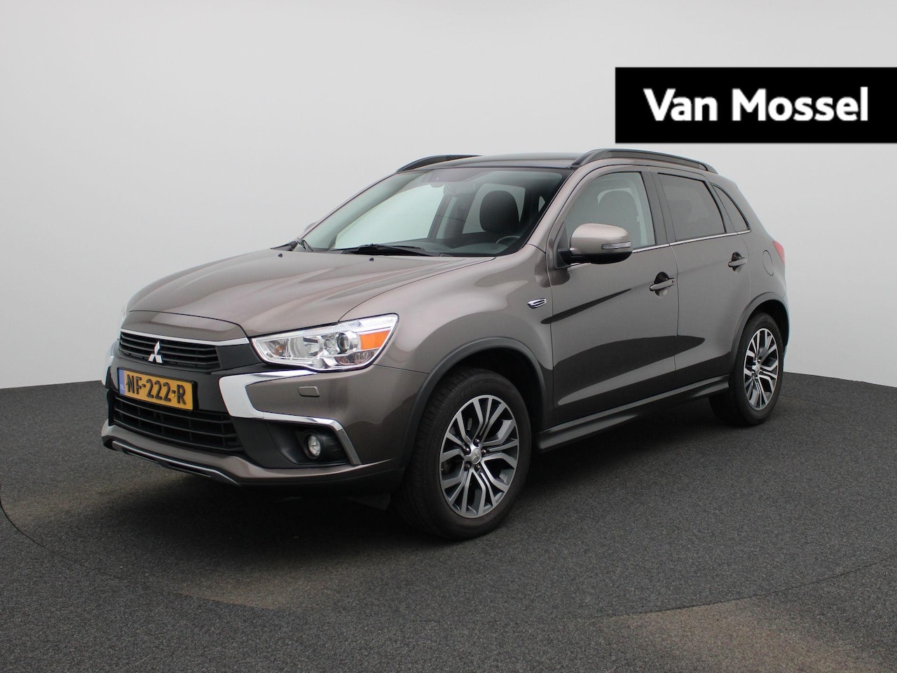 Mitsubishi ASX - 1.6 Cleartec Intense+ Trekhaak | Camera | Panoramadak | Keyless Entry & Start | Licht- & R - AutoWereld.nl