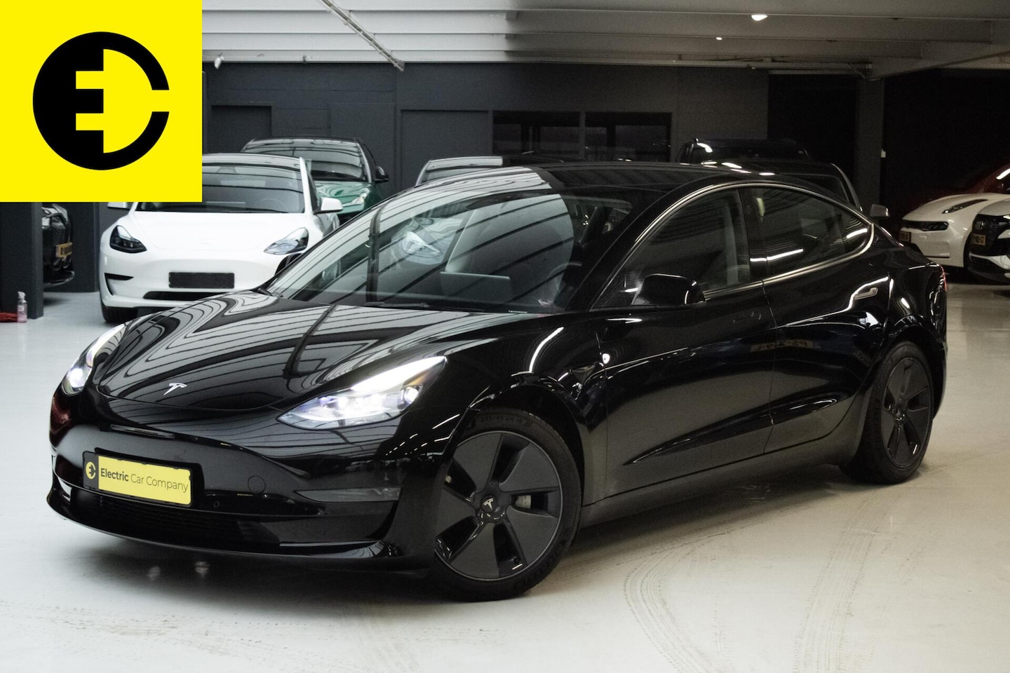 Tesla Model 3 - Long Range RWD Long Range AWD 75 kWh - AutoWereld.nl