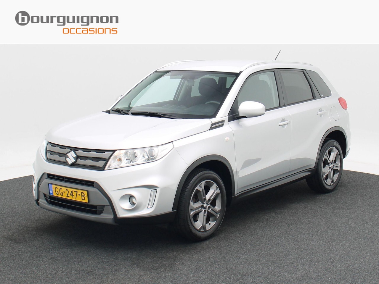 Suzuki Vitara - 1.6 Exclusive 120 Pk | Camera | Sensoren | Navigatie | Stoelverwarming | LED | Bluetooth | - AutoWereld.nl
