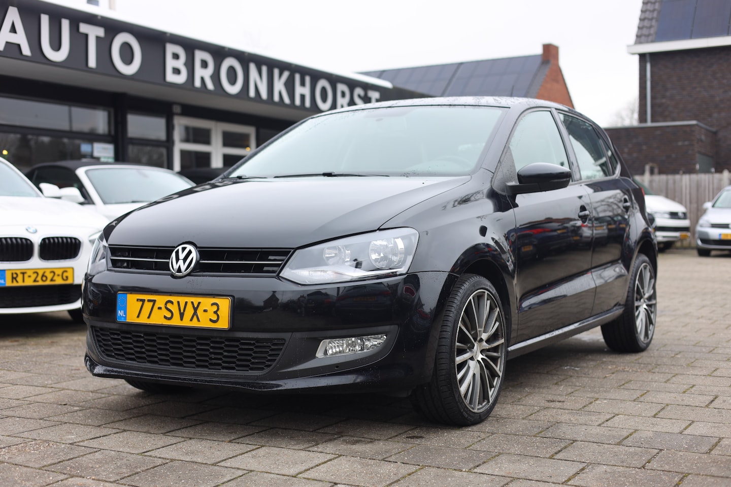 Volkswagen Polo - 1.2-12V BLUEMOTION I AIRCO I NAVI I CRUISE I 17 INCH - AutoWereld.nl