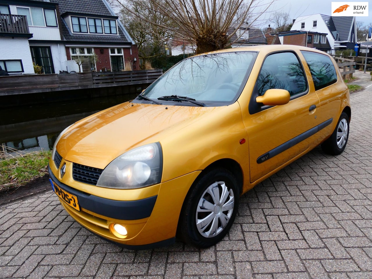 Renault Clio - 1.2-16V Automaat Zuinig 4-Cilinder Nette auto - AutoWereld.nl