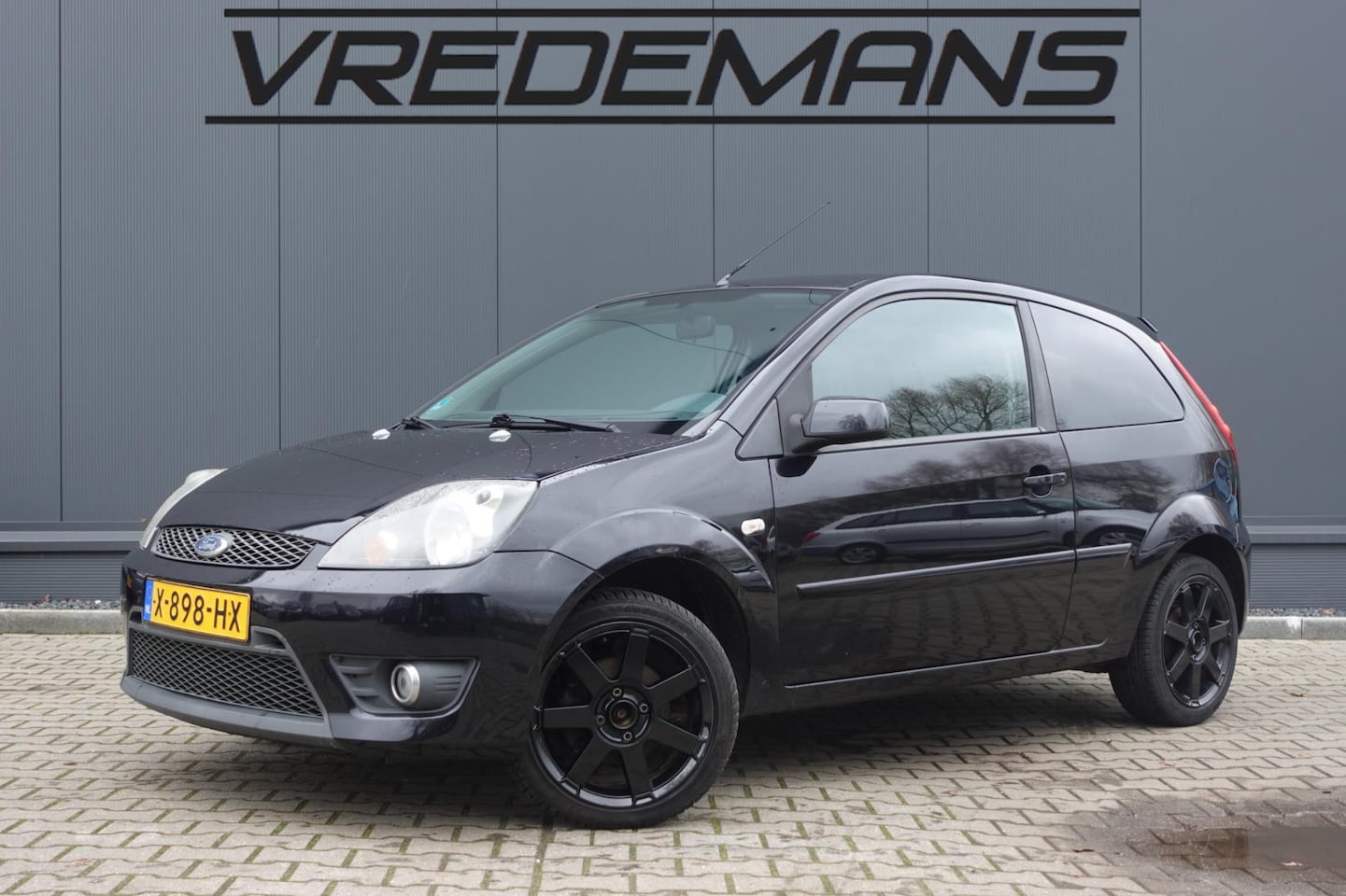 Ford Fiesta - 1.3-8V Cool & Sound - AutoWereld.nl
