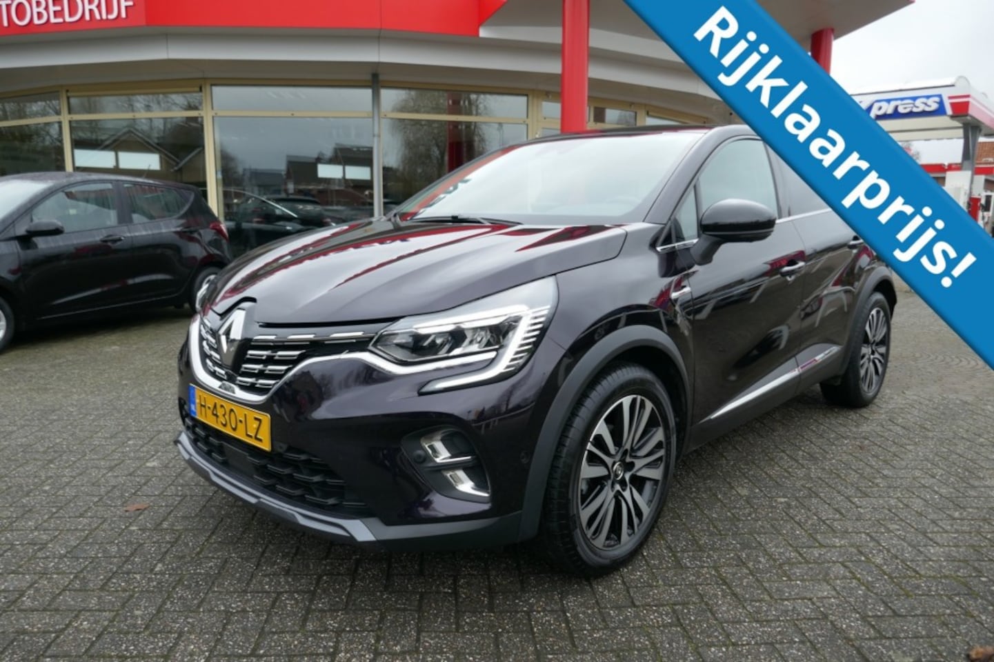 Renault Captur - 1.3 TCE INITIALE PARIS  154 PK  ELEKTR/SCHUIFDAK / CAMERA 360 / LEDER - AutoWereld.nl