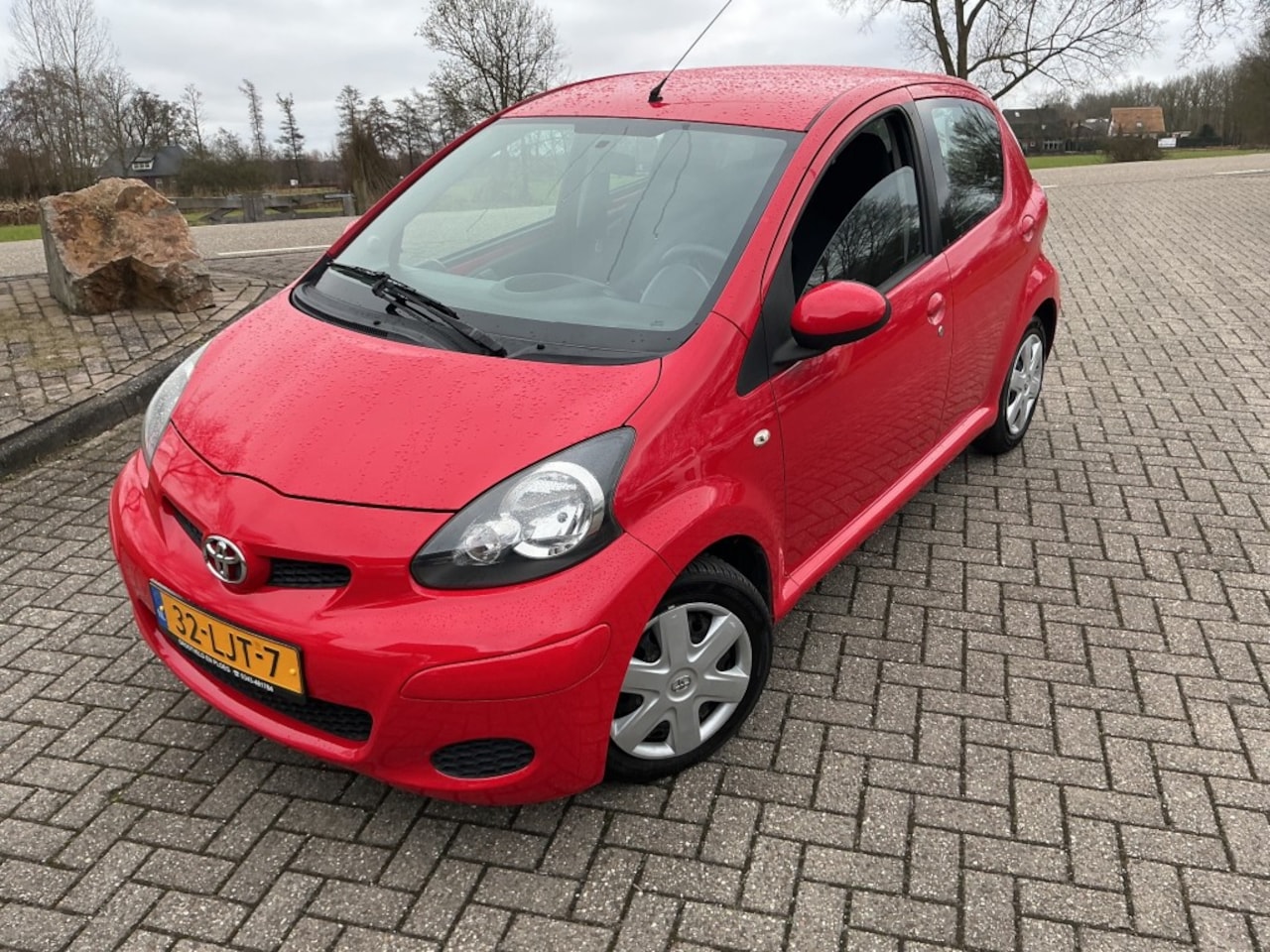 Toyota Aygo - 1.0-12V Comfort 1.0-12V COMFORT - AutoWereld.nl