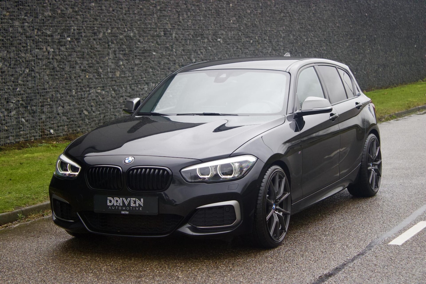 BMW 1-serie - M140i xDrive Edition Shadow High Executive M140i xDrive Edition Shadow High Executive - AutoWereld.nl