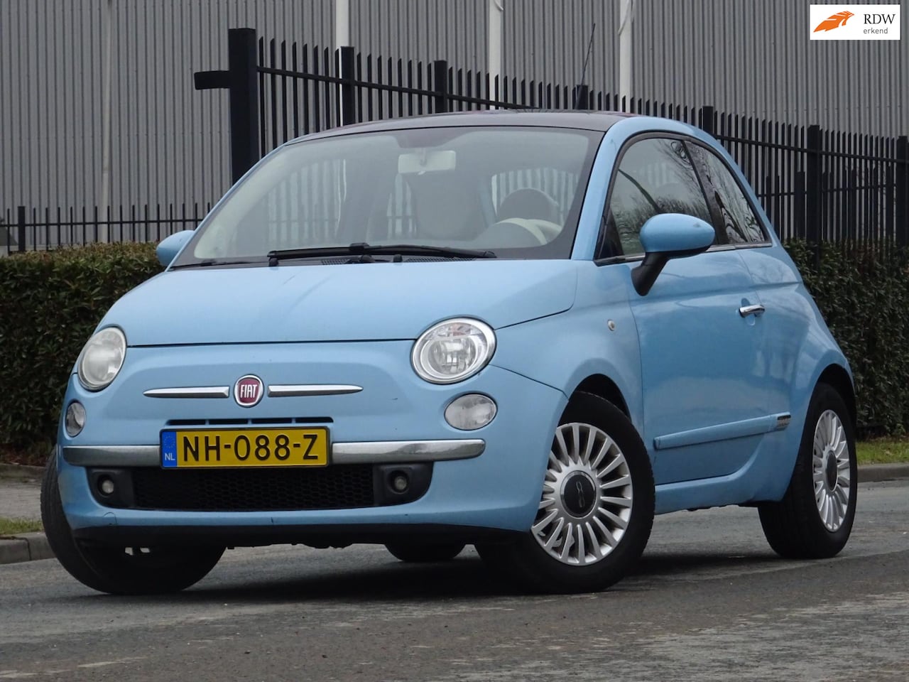Fiat 500 - 1.2 Lounge BJ2011 PANORAMADAK/AIRCO/APK - AutoWereld.nl