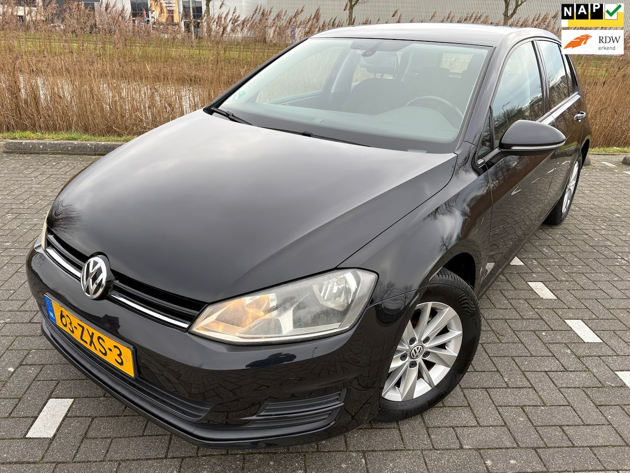 Volkswagen Golf - 1.2 TSI Comfortline*NEW APK*NAP*PARK SENSOREN*NAVI*VELGEN - AutoWereld.nl