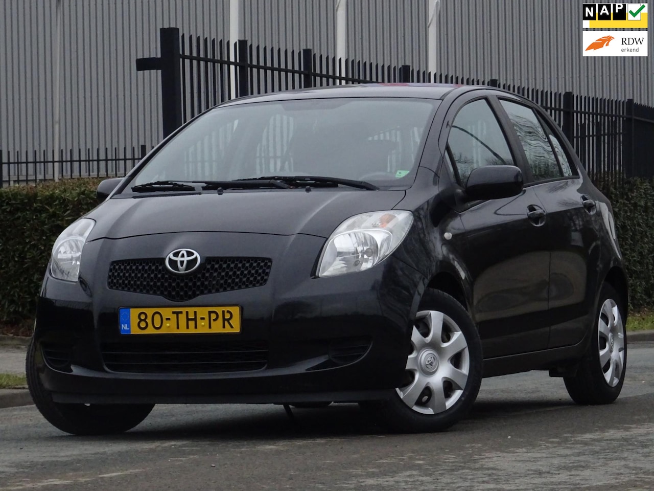 Toyota Yaris - 1.3 VVTi Sol 5DRS NAP/AIRCO/APK - AutoWereld.nl