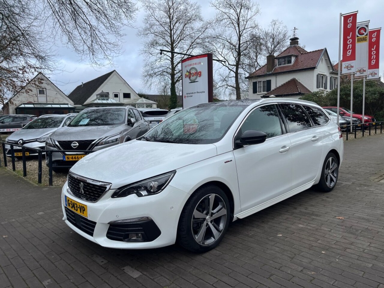 Peugeot 308 - SW 1.5 BLUEHDI GT-LINE / PANODAK / ADAP. CRUISE / CARPLAY / NAVI - AutoWereld.nl