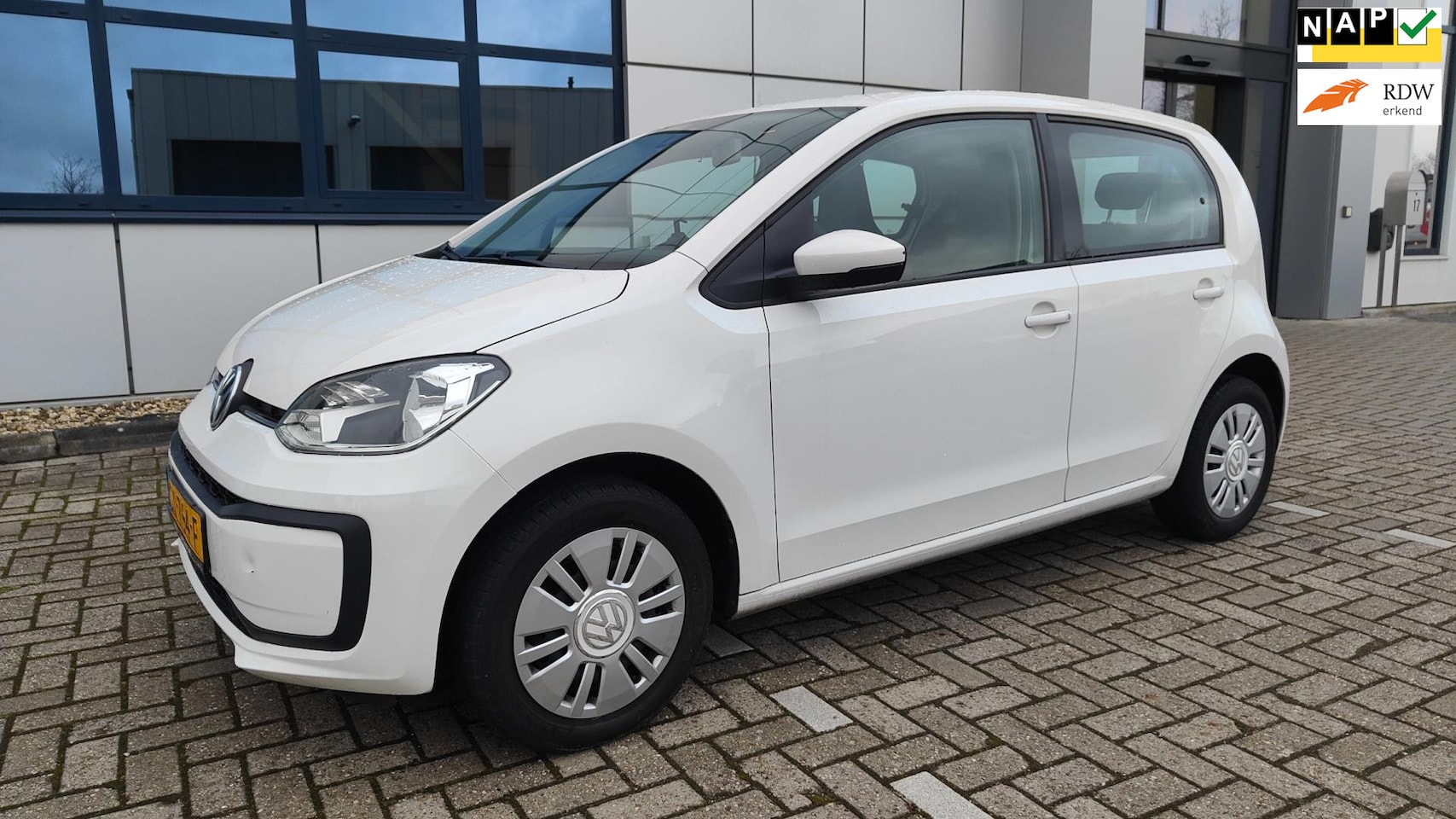 Volkswagen Up! - 1.0 BMT move up! 1.0 BMT move up! - AutoWereld.nl