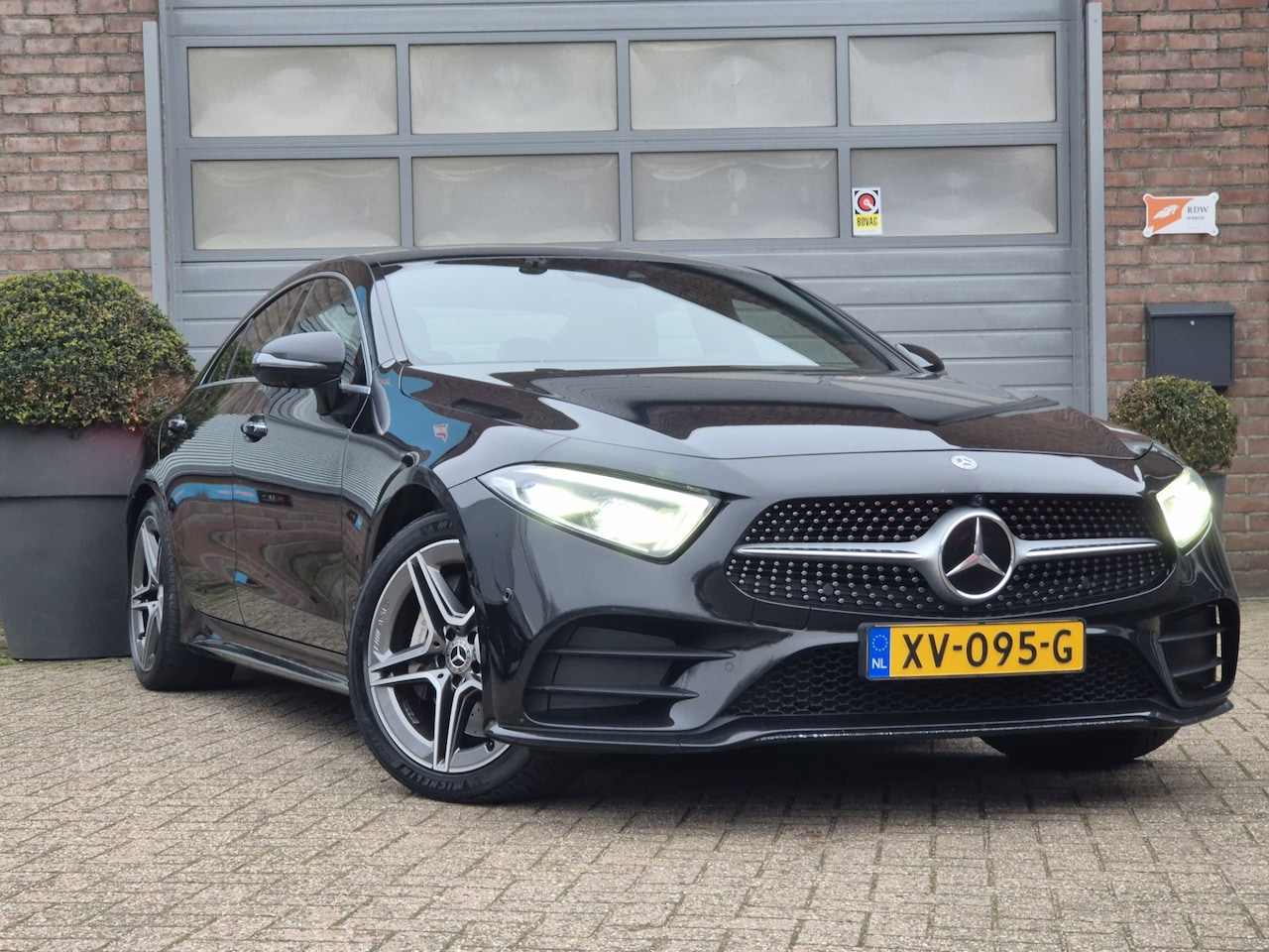 Mercedes-Benz CLS-klasse - 350 d 4MATIC Premium Plus Burmester / Schuif-kanteldak / Luchtvering. Volle auto. - AutoWereld.nl