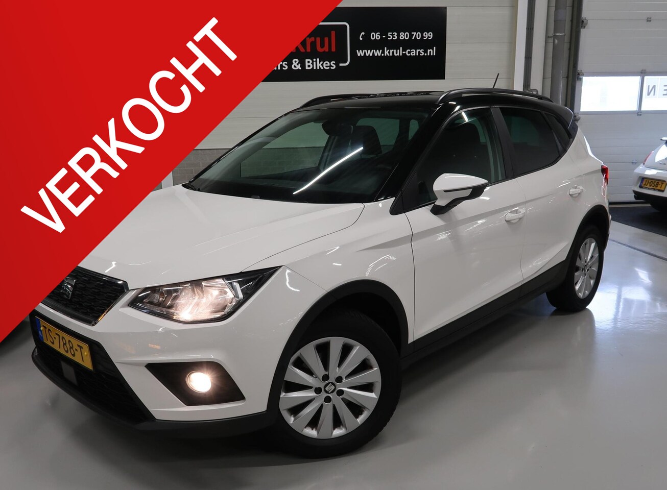SEAT Arona - 1.0 TSI Style Business Intense Camera Navigatie NL-auto NAP App connect ACC Adaptieve Crui - AutoWereld.nl