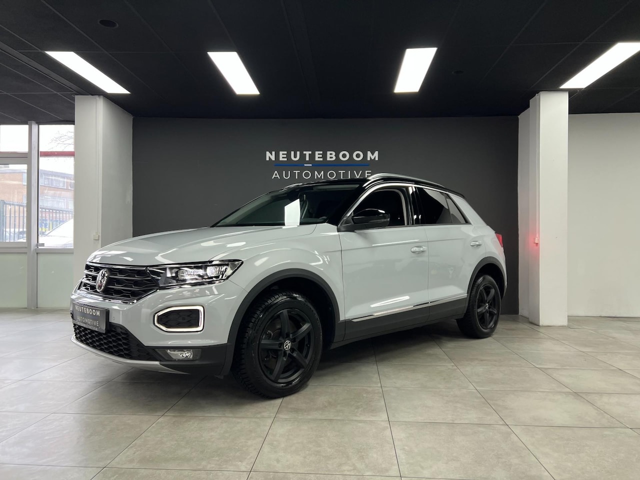 Volkswagen T-Roc - 1.0 TSI | PDC | Side assist | Carplay |LED| - AutoWereld.nl