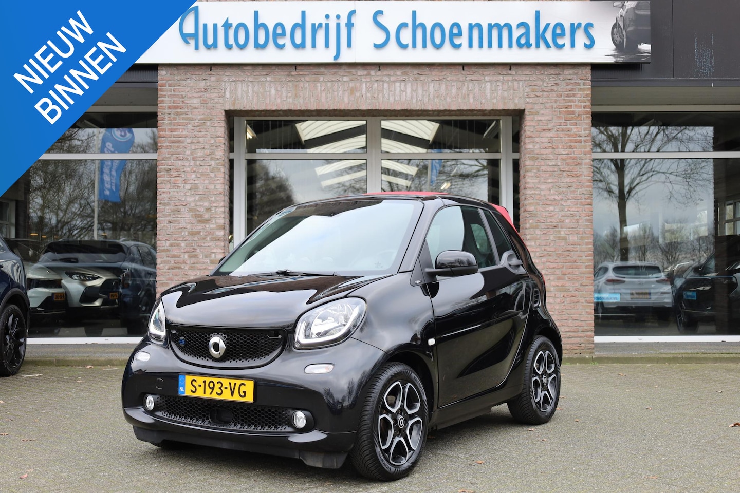 Smart Fortwo cabrio - EQ prime 18 kWh LEER CARPLAY STOELVERW. NAVI AIRCO CLIMA CRUISE LMV - AutoWereld.nl