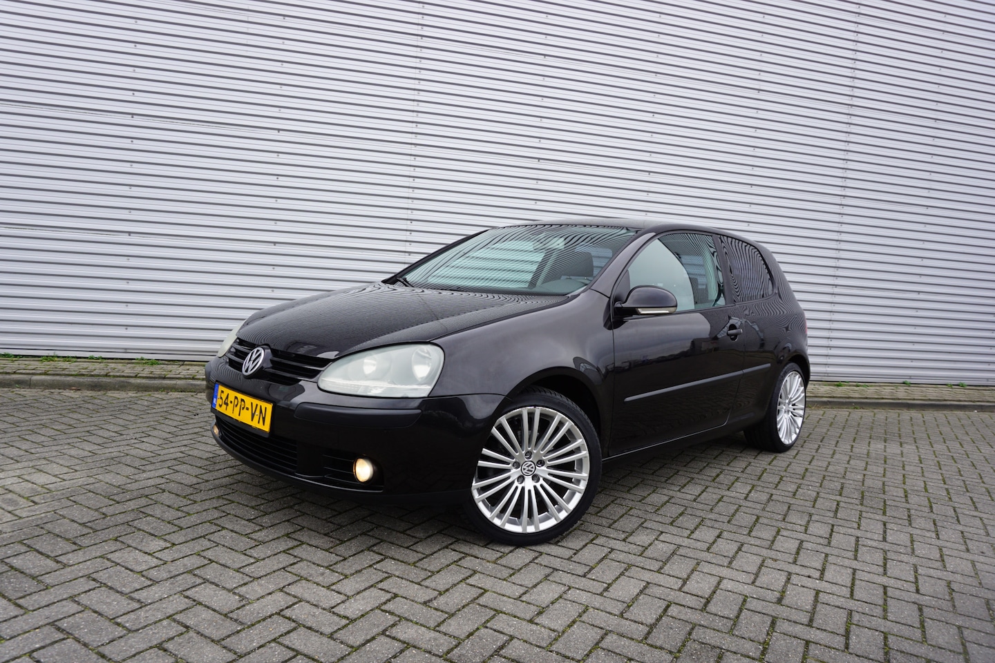 Volkswagen Golf - 1.6 FSI Comfortline Climate / Cruise / Elektr. ramen / Lm velgen / NAP - AutoWereld.nl