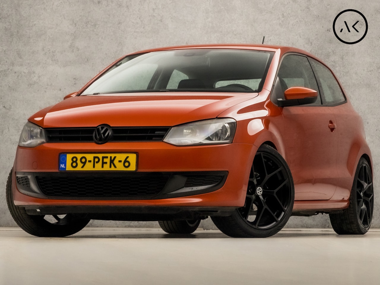 Volkswagen Polo - 1.2 TSI Sportline (APPLE CARPLAY, AIRCO, CRUISE, LM VELGEN, SPORTSTOELEN, ARMSTEUN, NIEUWS - AutoWereld.nl