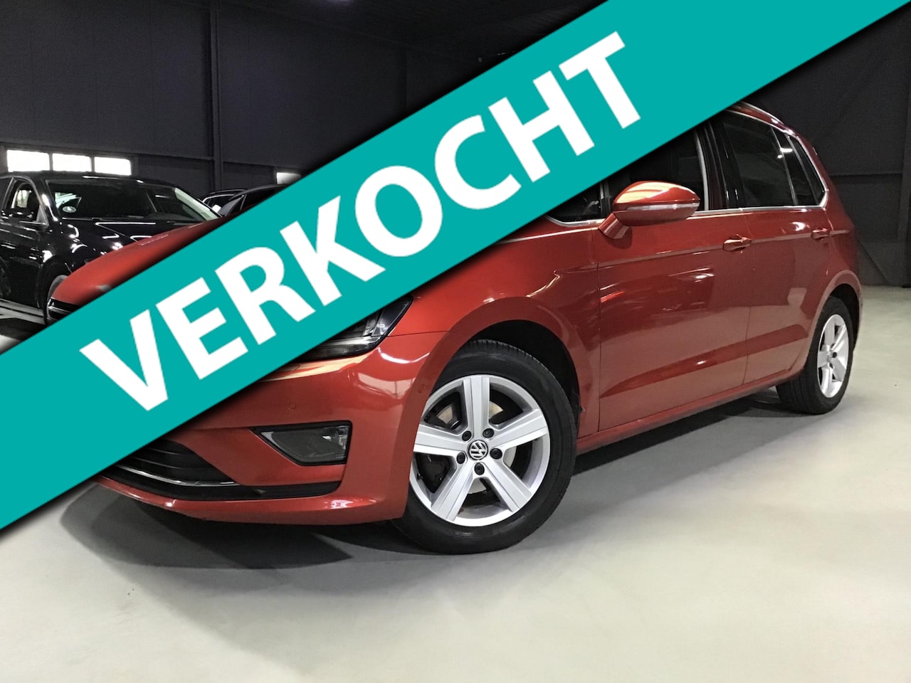 Volkswagen Golf Sportsvan - 1.2 TSI Highline I 3e Eigen I Trekhaak I Automaat I Clima I Cruise I Navi I Stoelverw I Co - AutoWereld.nl
