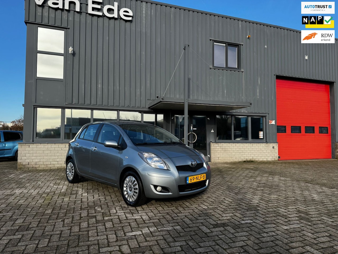 Toyota Yaris - 1.3 VVTi Aspiration 5drs Automaat Clima Cruise Apk - AutoWereld.nl