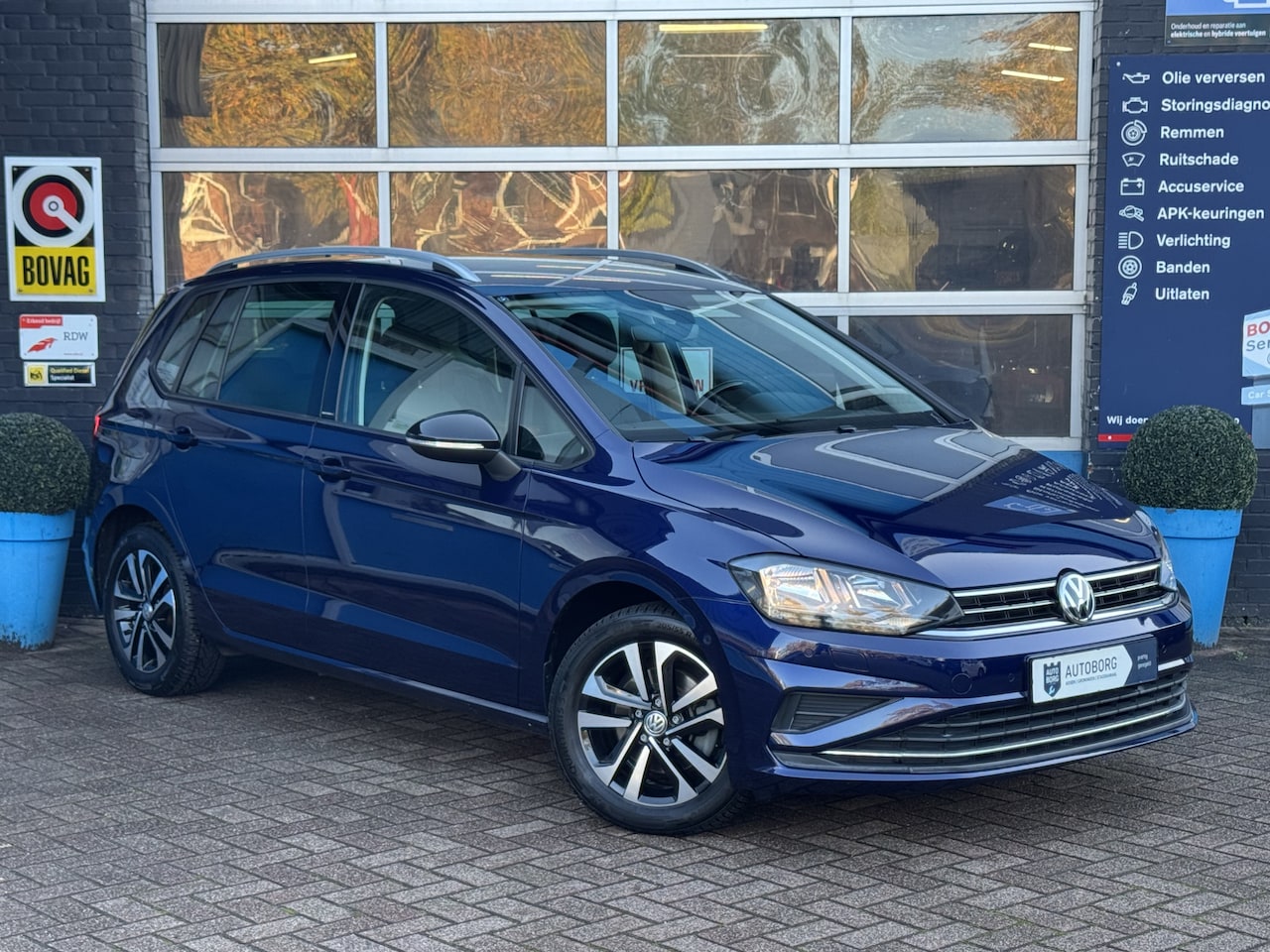 Volkswagen Golf Sportsvan - 1.5 TSI ACT Highline GRATIS Afleverpakket! | Adaptive Cruise | Stoelverwarming | - AutoWereld.nl