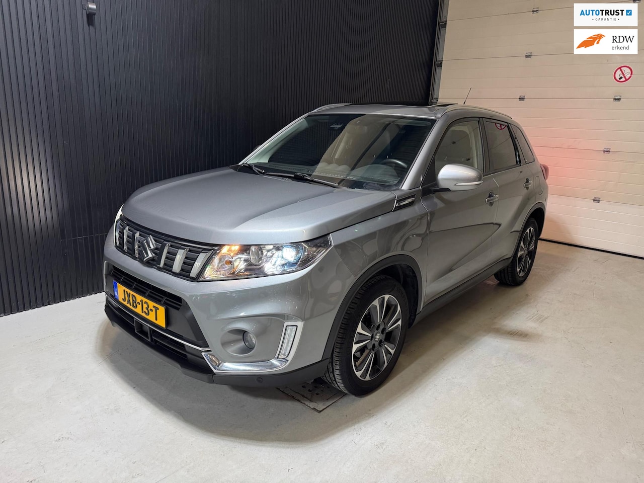 Suzuki Vitara - 1.4 Boosterjet AllGrip Stijl automaat panoramadak - AutoWereld.nl