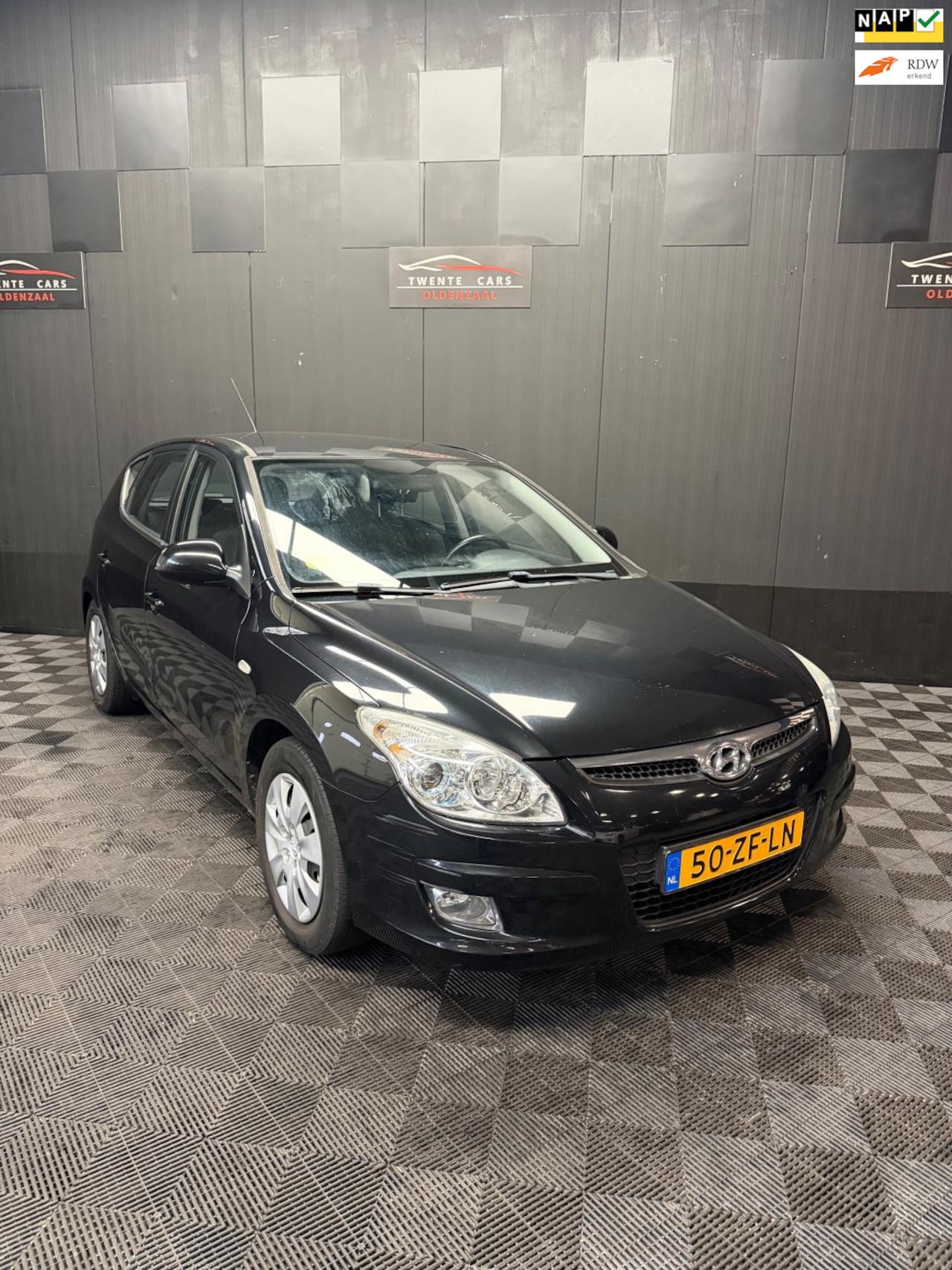Hyundai i30 - 1.4i Dynamic | Airco | Cruise | Nieuwe APK | - AutoWereld.nl