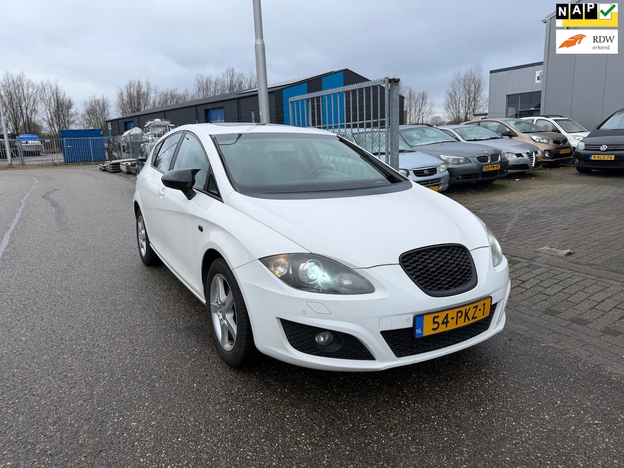 SEAT Leon - 1.8 TFSI Sport l Automaat l Nieuwe APK l Carplay - AutoWereld.nl