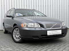 Volvo V70 - 2.4 Momentum | 1e eig | Trekhaak | Youngtimer | 2005 | 140pk | Volledige historie |