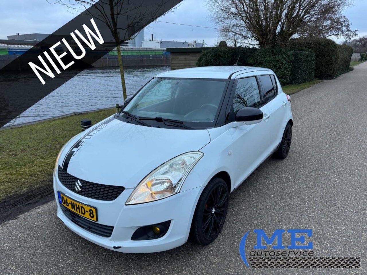 Suzuki Swift - 1.2 Bandit EASSS|Stoelverwarming|5drs|Cruise|airco - AutoWereld.nl