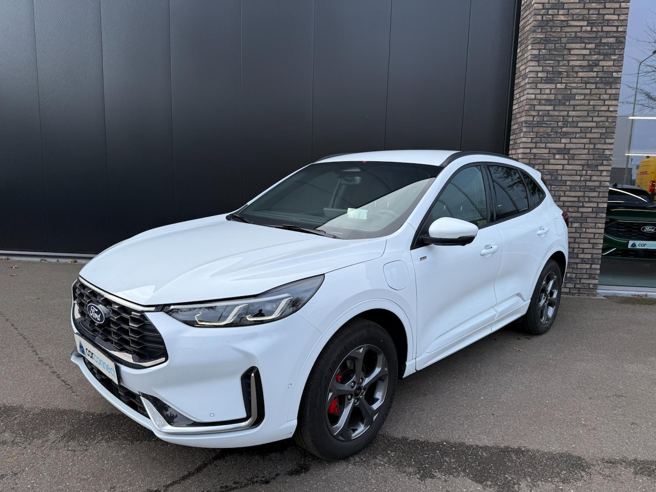 Ford Kuga - 2.5 PHEV 243pk ST-Line X Winter pack, Technology pack, HUD, AGR etc. etc. - AutoWereld.nl