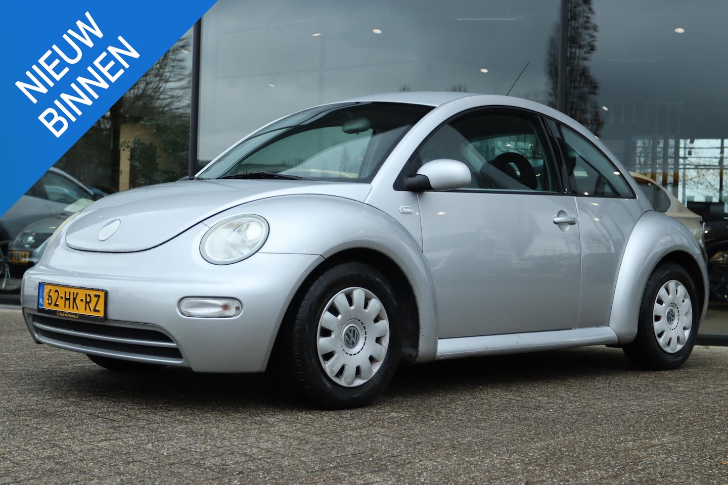 Volkswagen New Beetle - 1.6 | AIRCO | CRUISE | TREKHAAK AFN. | ELEK. RAMEN | NAP - AutoWereld.nl