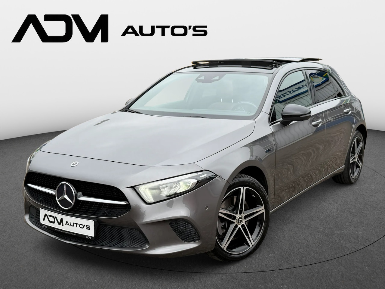 Mercedes-Benz A-klasse - 250 e Premium Plus l Sfeerverlichting l Pano l 360 camera - AutoWereld.nl