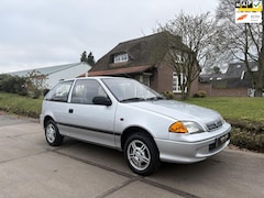 Suzuki Swift - Swift 1.0 Eco|54.595 LAGE KM STAND|BOEKJES|NAP|NL-AUTO|2 KEYS|RADIO