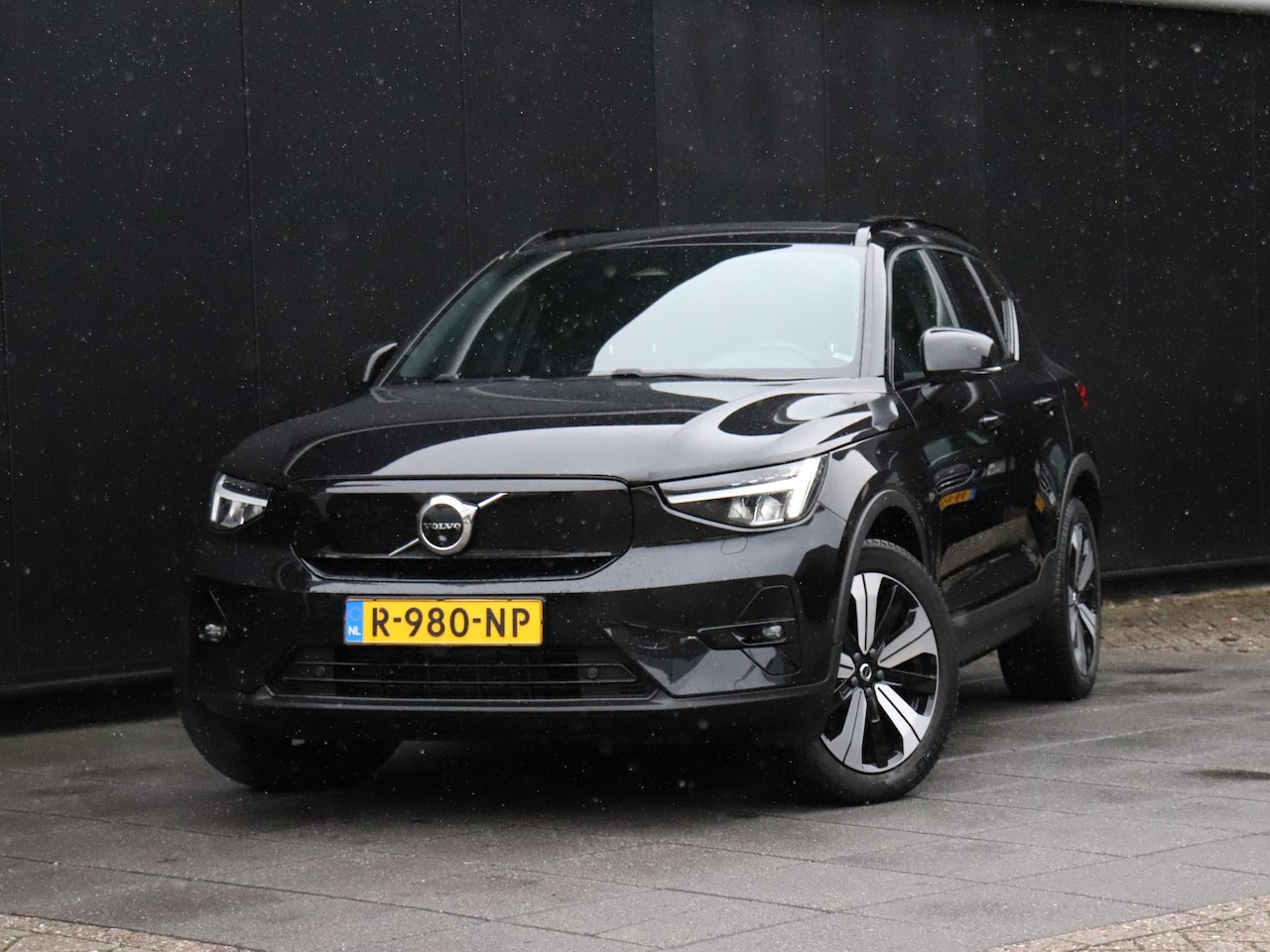 Volvo XC40 - Recharge Ultimate 70 kWh | MEMORY | PANO-DAK | LEDER | H&K | CAMERA | STOEL/STUURVERW. | A - AutoWereld.nl
