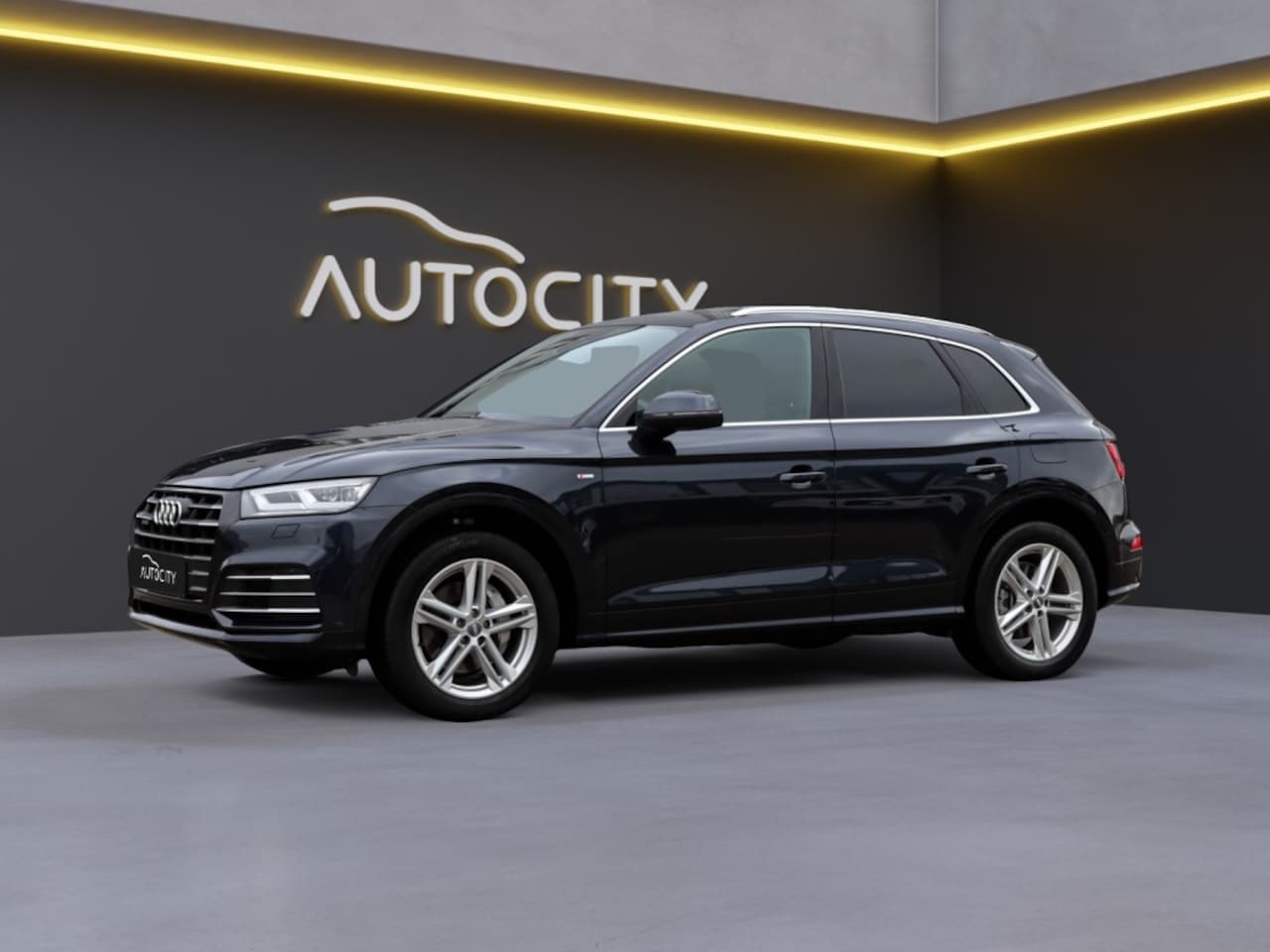 Audi Q5 - 55 TFSI e quattro S Line Pano l Keyless l Virtual - AutoWereld.nl