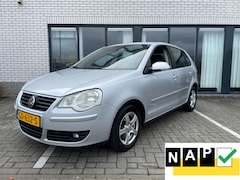 Volkswagen Polo - 1.2-12V Optive Lm Velgen Cruis Clima