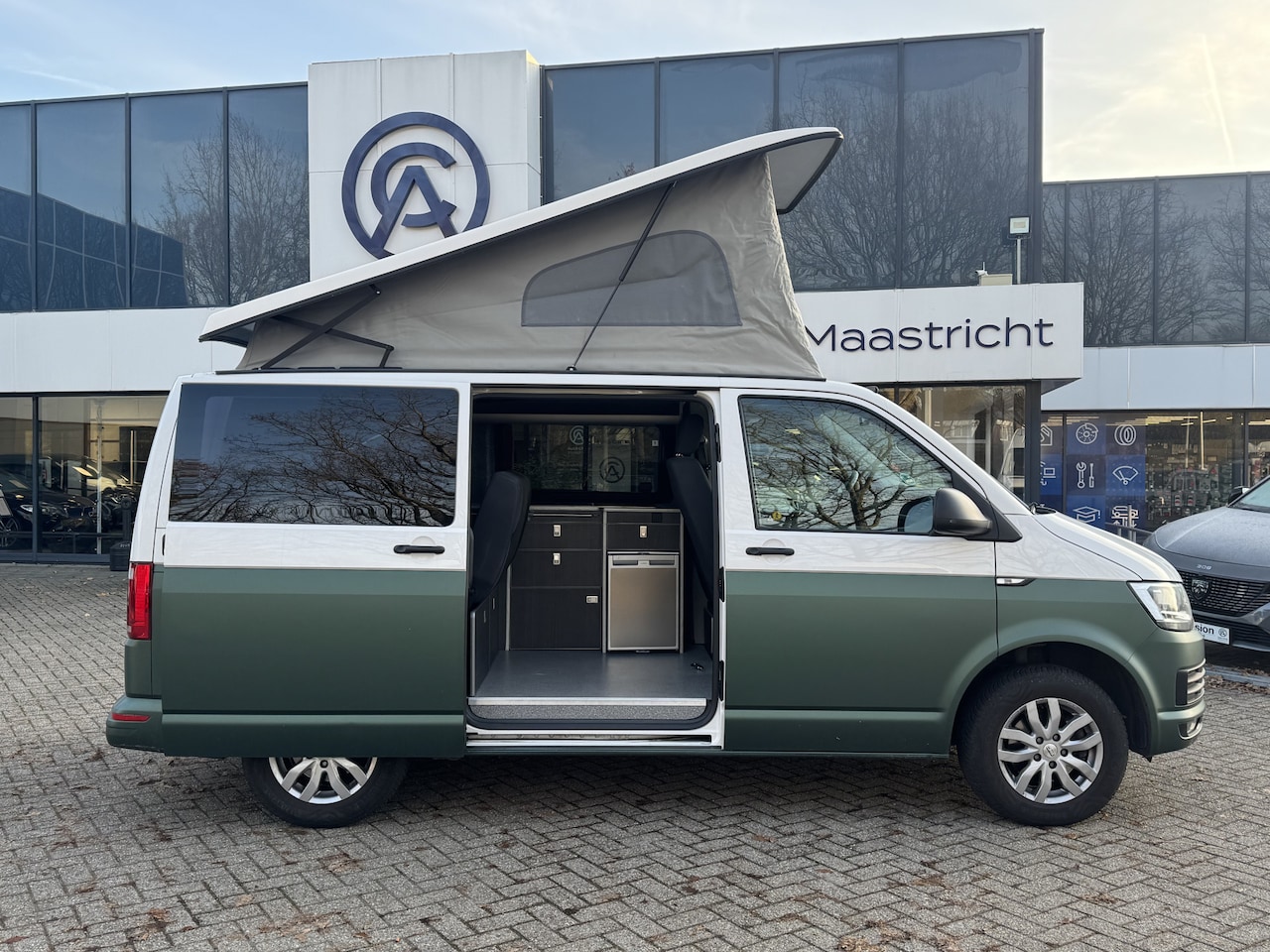Volkswagen Transporter - UCAMP / CRUISE / AIRCO - AutoWereld.nl