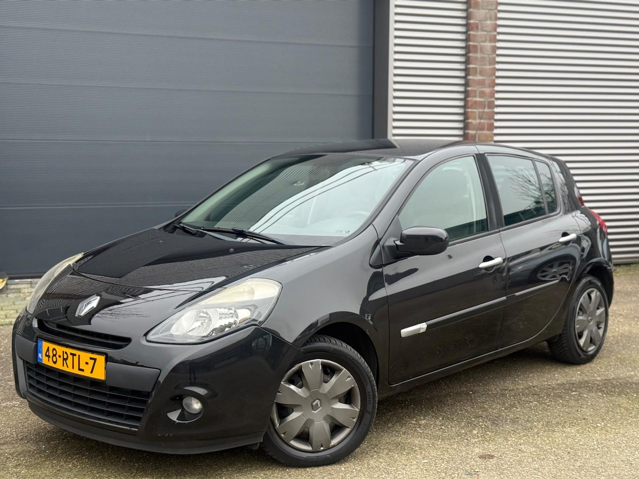 Renault Clio - 1.5 dCi Parisienne 1.5 dCi Parisienne - AutoWereld.nl