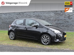 Toyota Yaris - 1.5 VVT-i Active Trekhaak Parkeer camera Apple Carplay