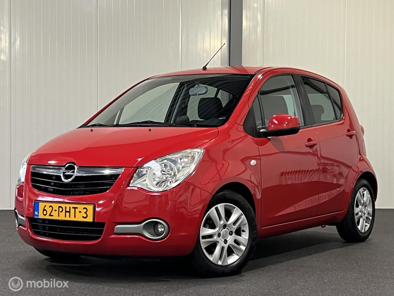 Opel Agila - 1.2 Edition [ NAP trekhaak airco LM ] - AutoWereld.nl