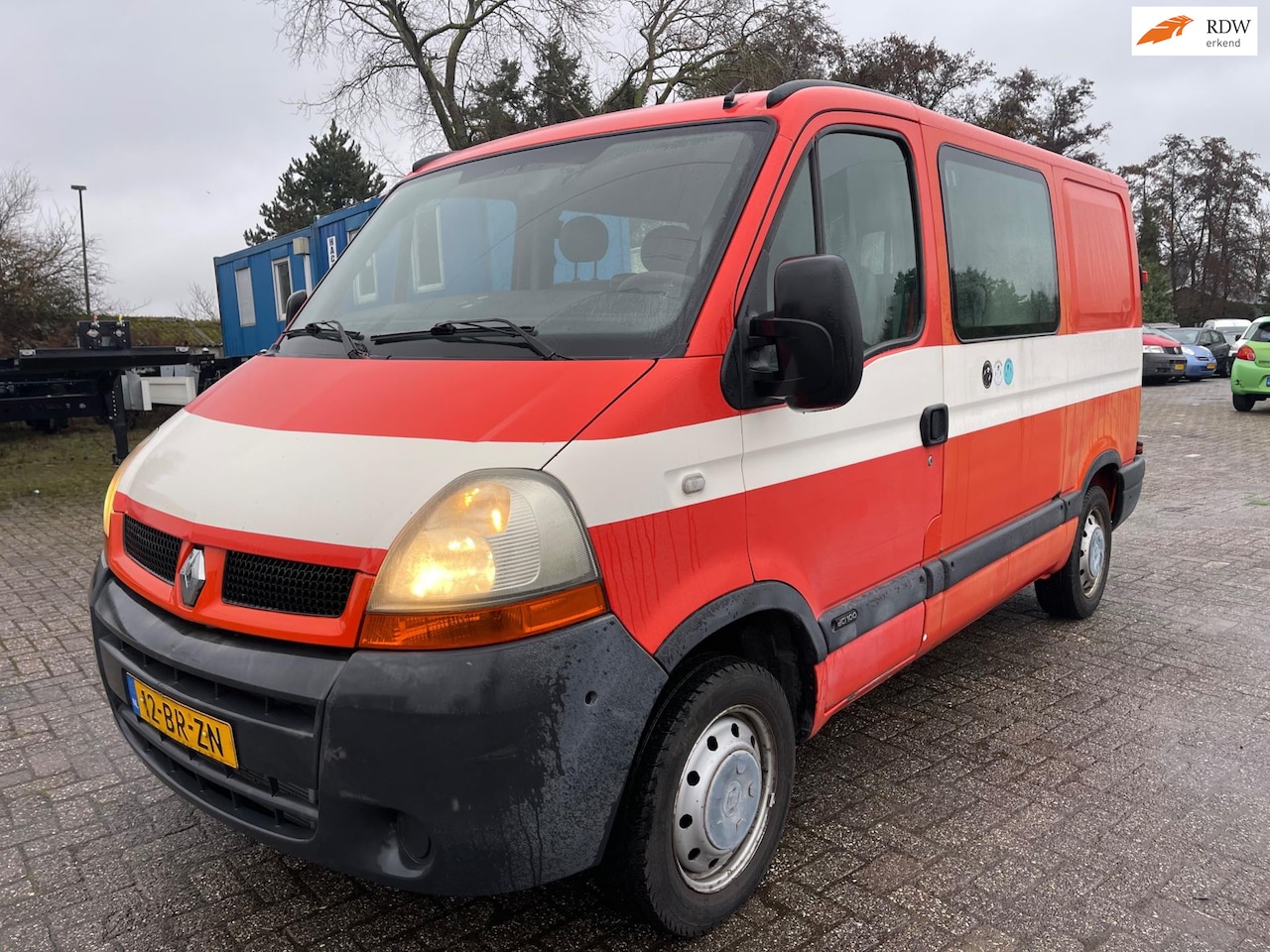 Renault Master - T28 2.5 dCi L1 H1 DC T28 2.5dCi L1H1 DC - AutoWereld.nl