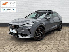 CUPRA Formentor - E-Hybrid VZ Perf. PANO l TREKHAAK l NIEUWSTAAT
