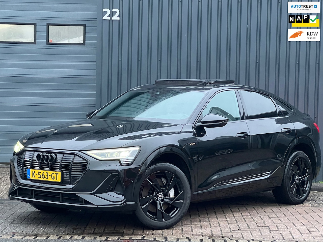 Audi e-tron Sportback - 50 quattro S edition 71 kWh|Pano|Luchtvering|Soh 91%|Trekhaak |Cam|Memory|Adap Cruise - AutoWereld.nl