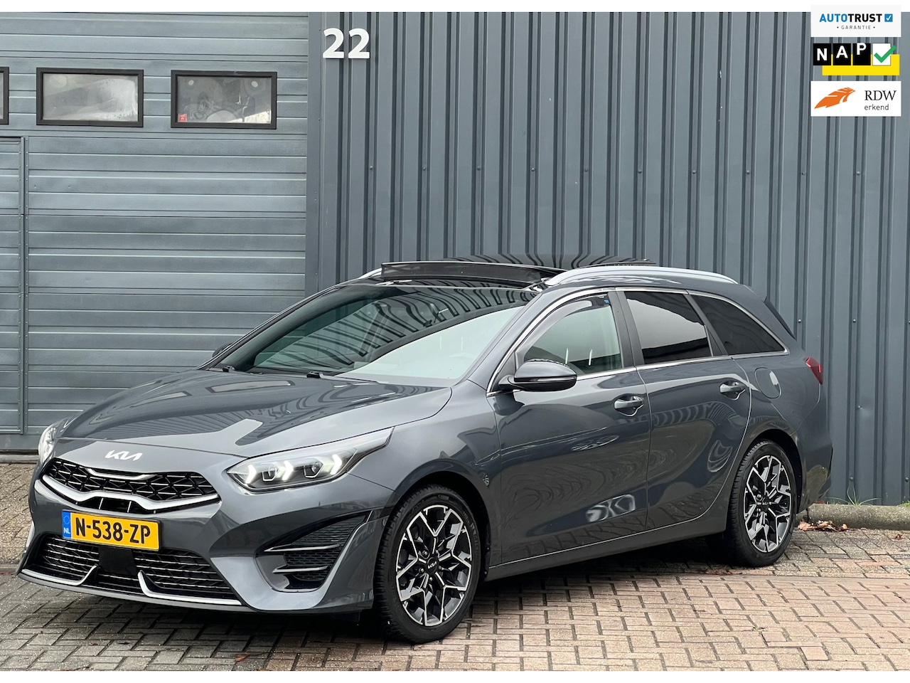 Kia Cee'd Sportswagon - Ceed 1.5 T-GDi GT-Line|1e Eigenaar|Panoramadak|Virtual|Dealer Onderhouden - AutoWereld.nl